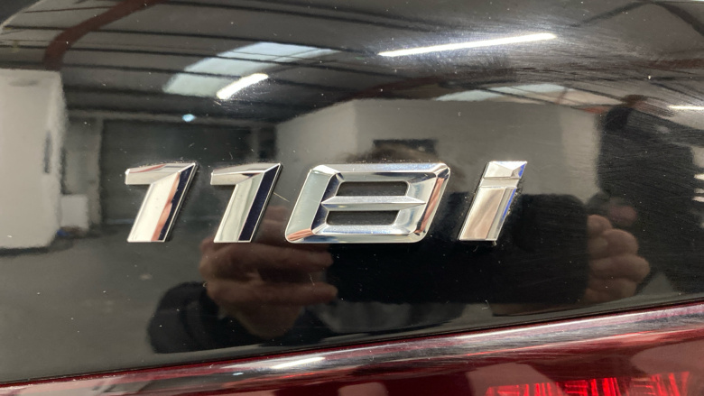 BMW 1 Series 118i Sport 5dr Step Auto Petrol Hatchback